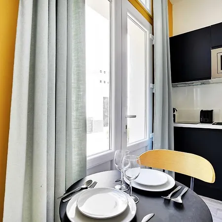 Apartment Amazing Apartment-2p-sacre Coeur-poissonniers-2 *